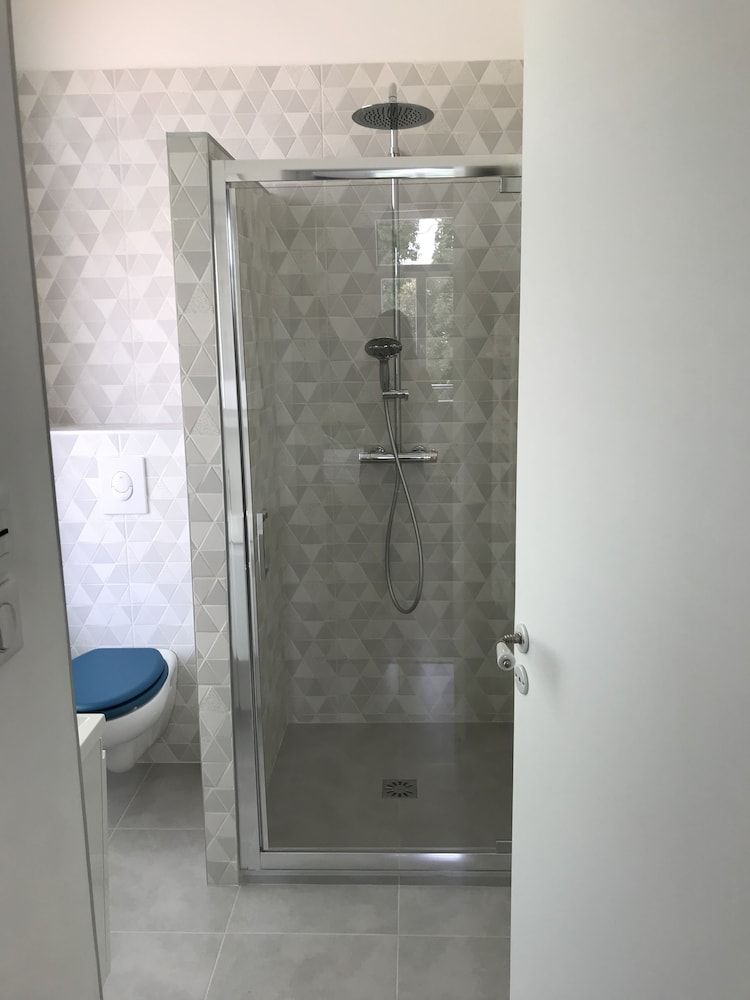 Domaine de Selhac Double or Twin Room, Non Smoking (Psychedelic) 4