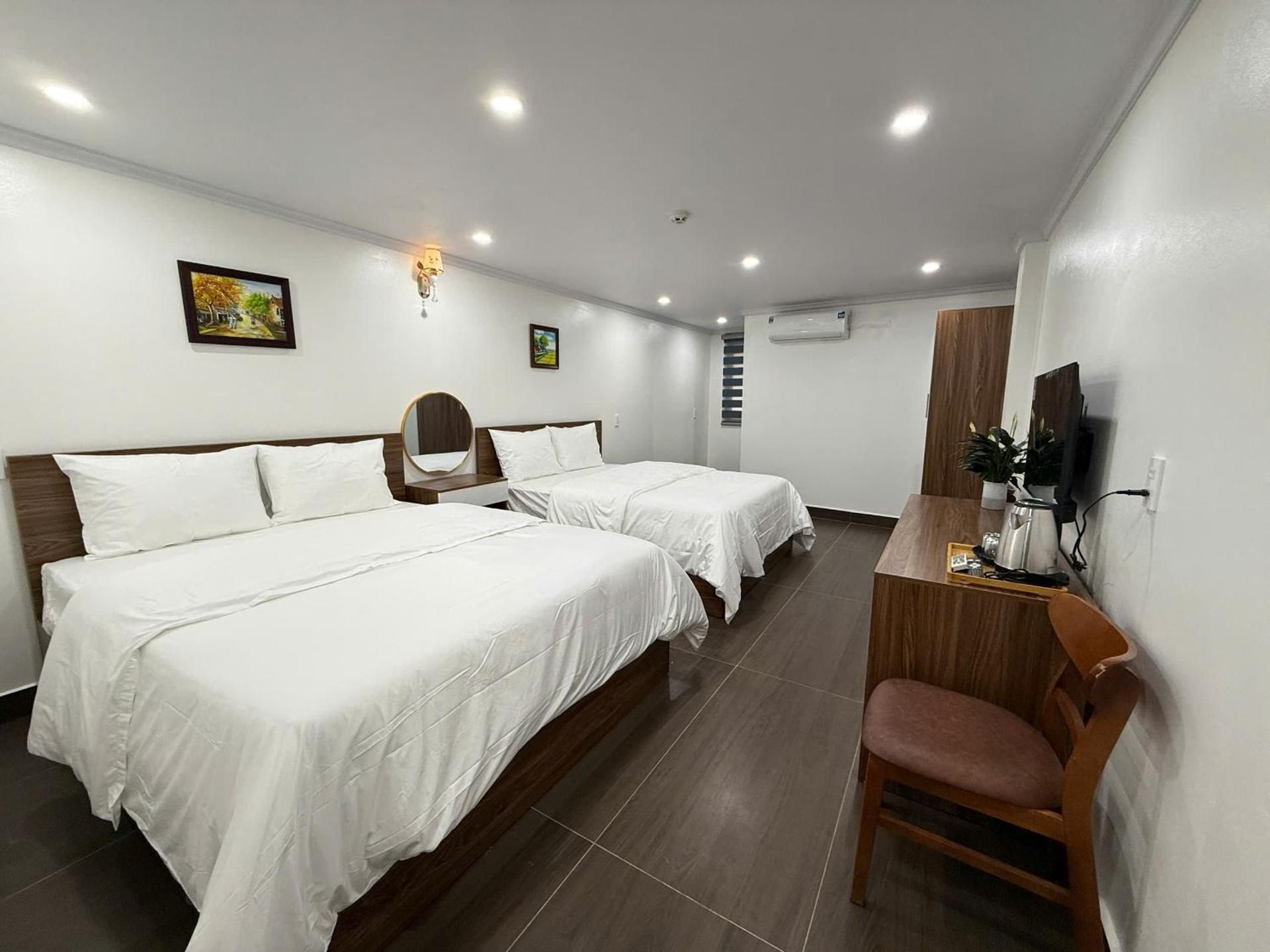 undefined Family Transit 2 Hotel 9