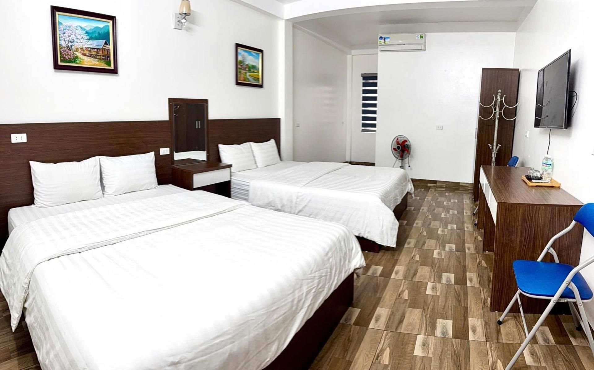 undefined Family Transit 2 Hotel 8