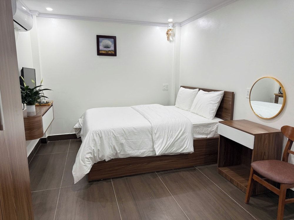 Family Transit 2 Hotel Signature Double Room 6