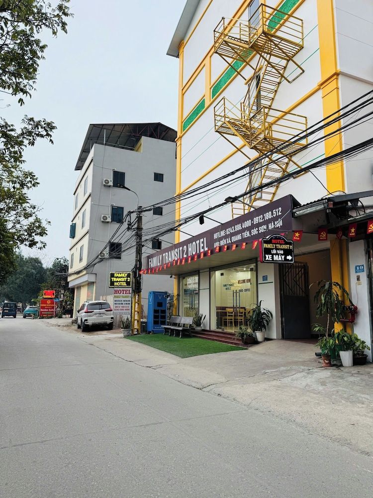 undefined Family Transit 2 Hotel 3