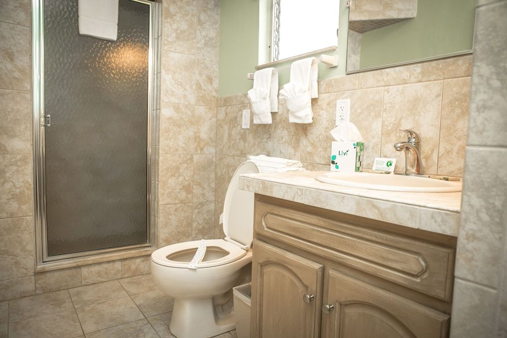 Ragged Edge Resort & Marina Standard Studio 4