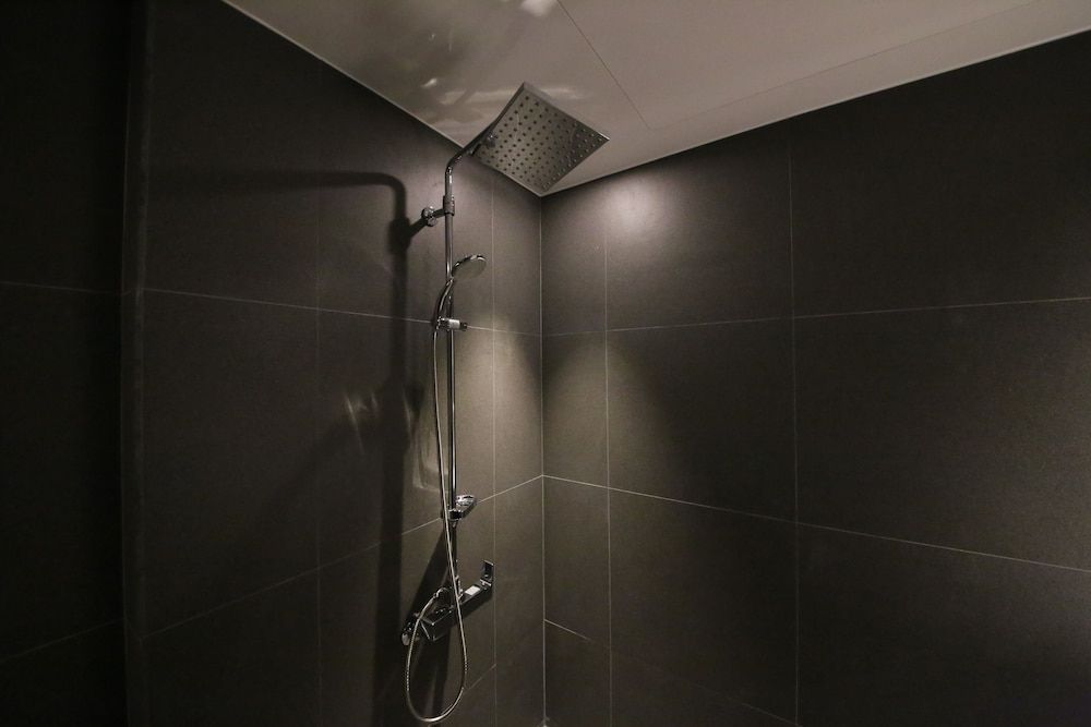 Ninespot Hotel Standard Room 15