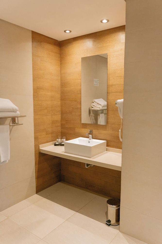 Hotel Plaza Central Canning Deluxe Room 7