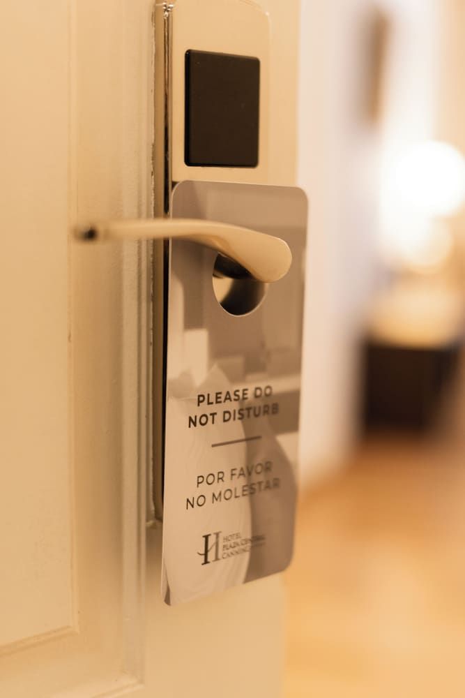 Hotel Plaza Central Canning Deluxe Room 4