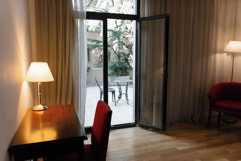 Hotel Plaza Central Canning Deluxe Room 15