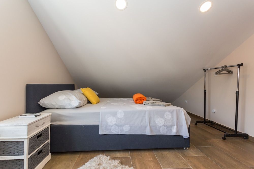 undefined Apartment Ivana 4