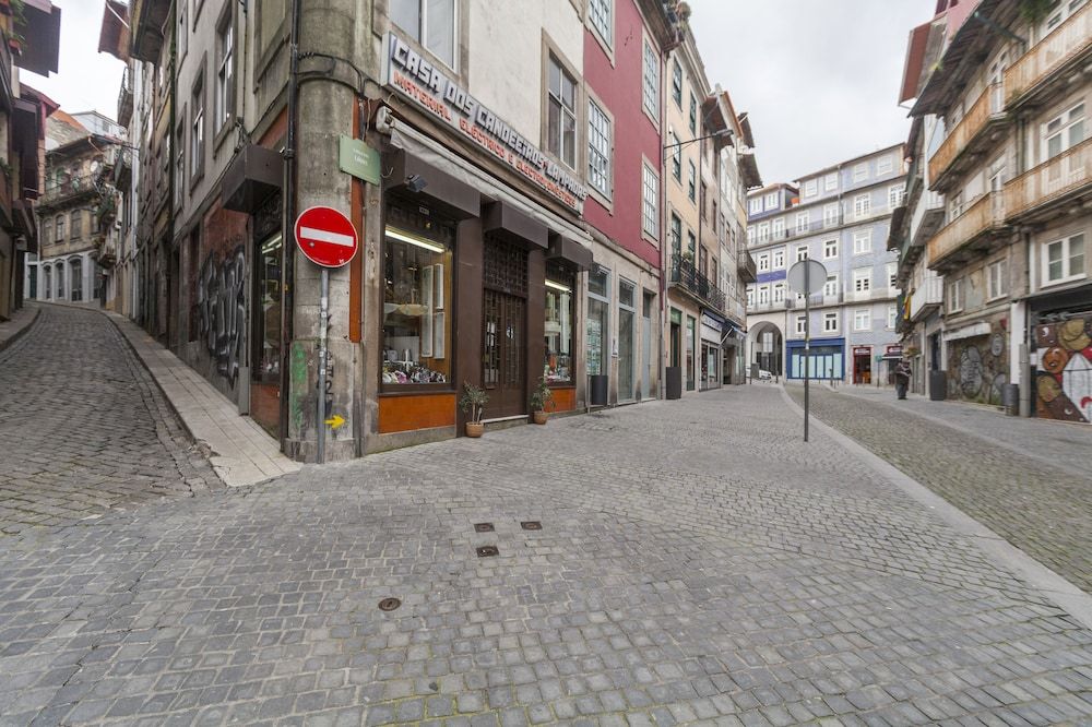 undefined Go2oporto A-Portoments 4