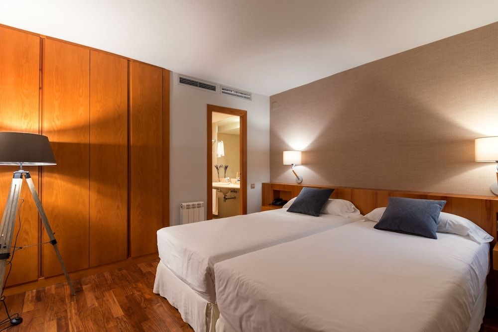 Basic Double Room