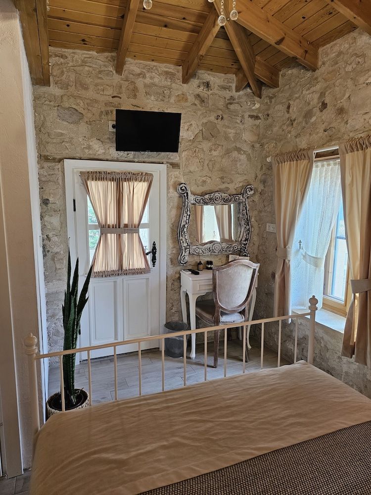 Kugu Urla Design Double Room 8