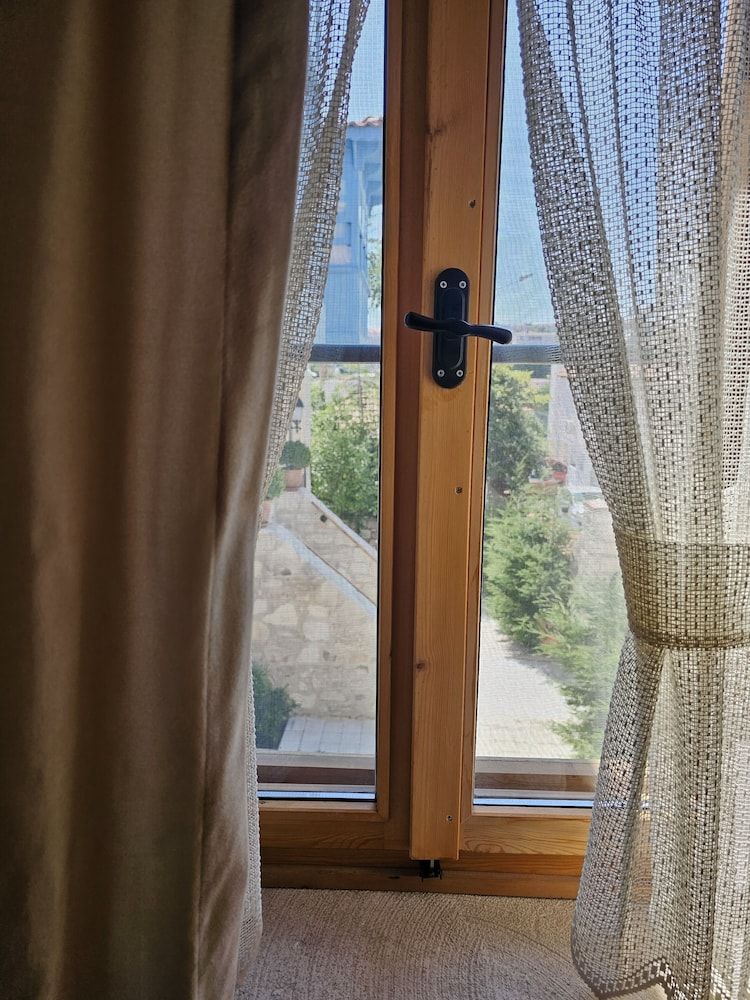 Kugu Urla Design Double Room 9