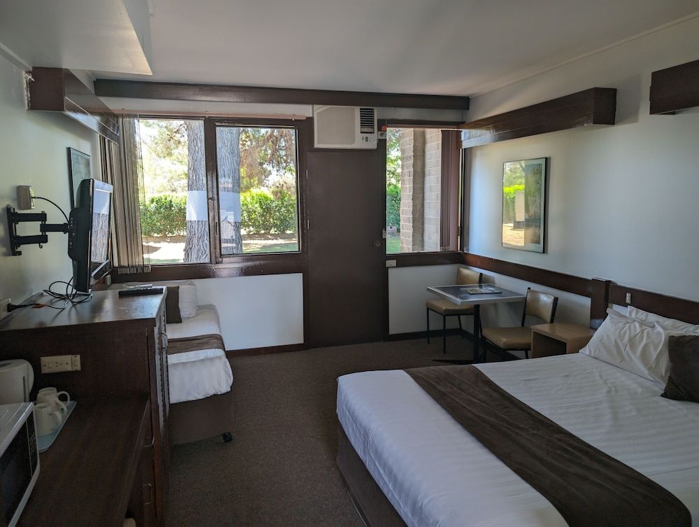 Mildura Golf Resort Standard Double Room