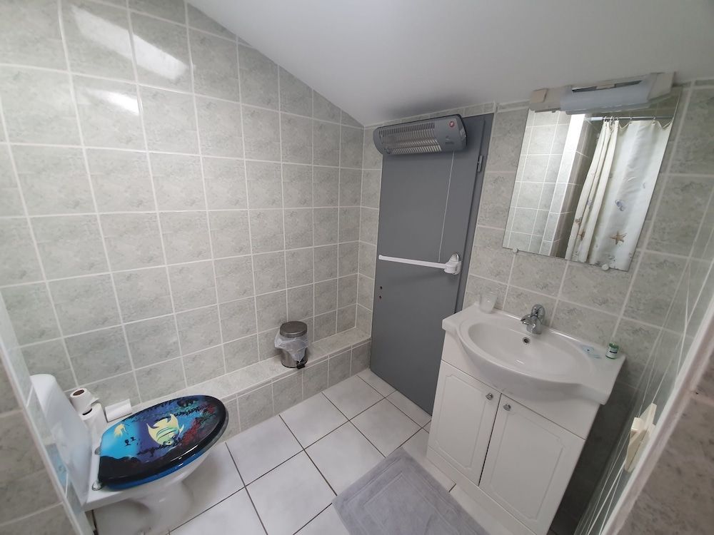 Chez Moutier Double Room 7