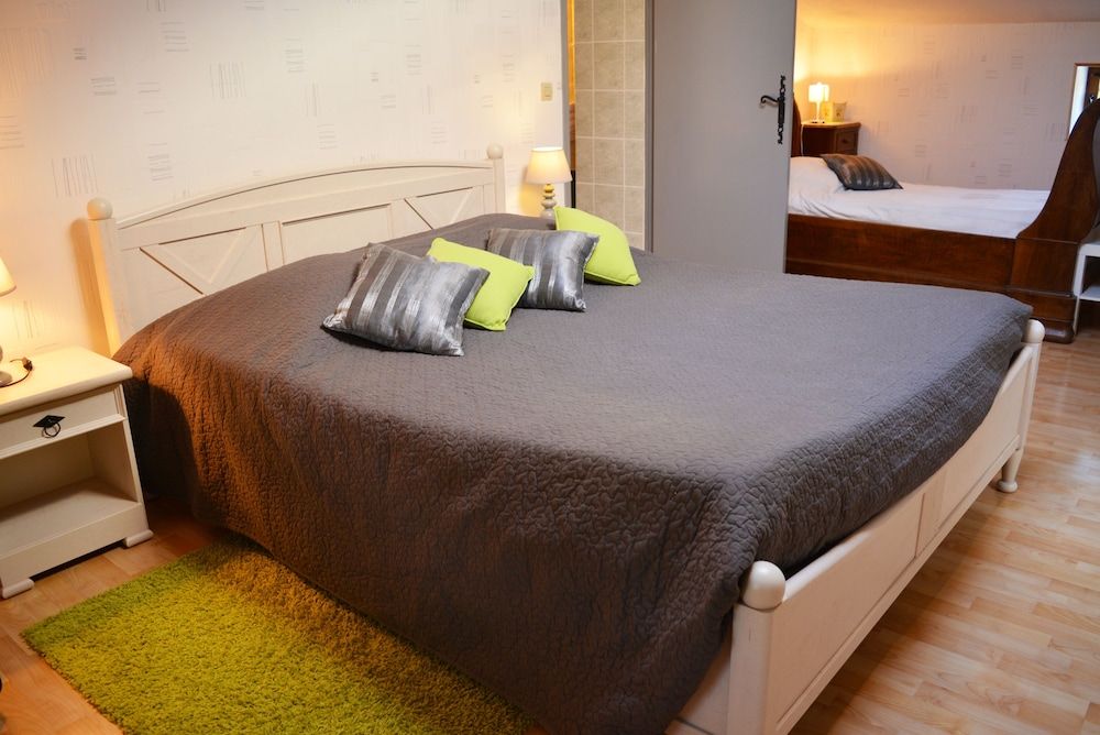 Chez Moutier Triple Room 2