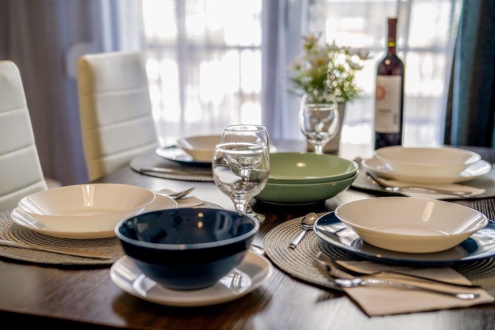 undefined Corona Deluxe Apt Must 9