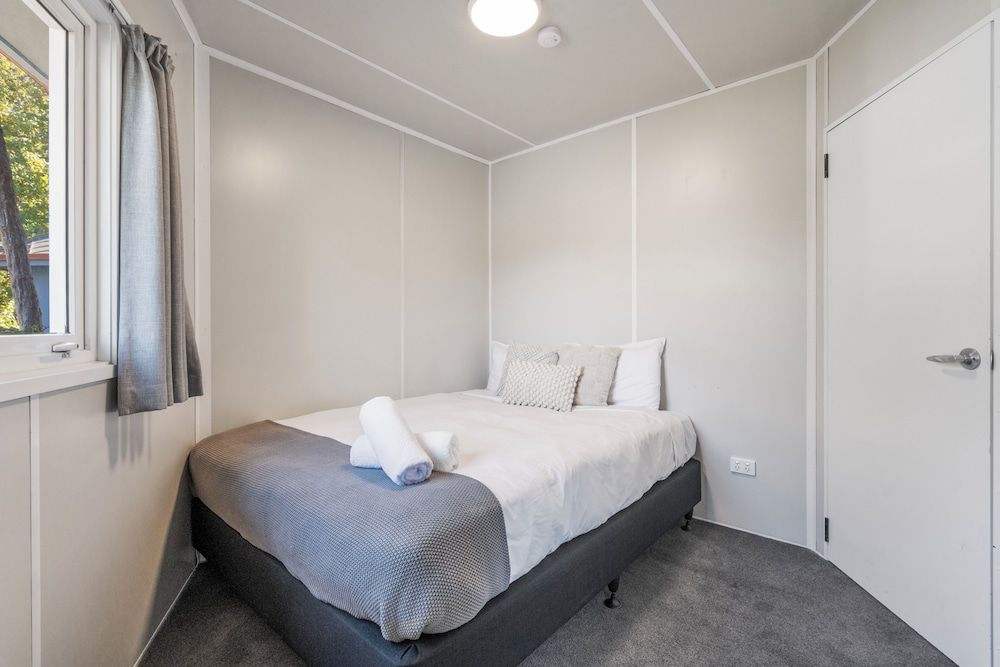 Kozy Kiwi - Accessible (1BR)