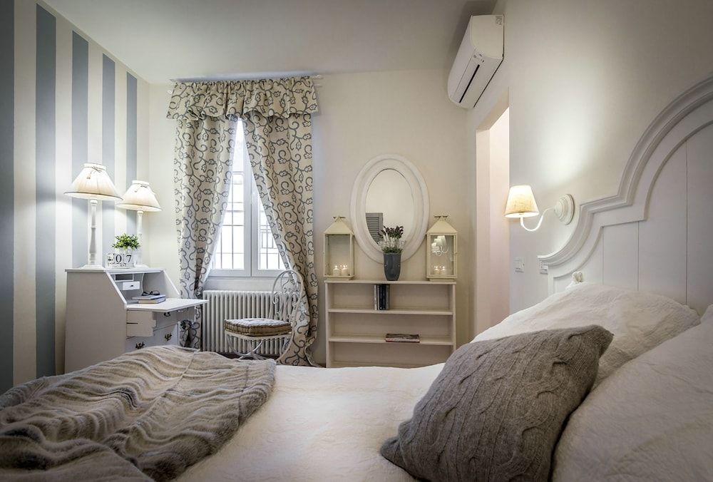 undefined Como Unique View 7