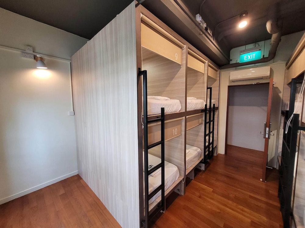 Shared Dormitory, Women only, Non Smoking, Shared Bathroom
