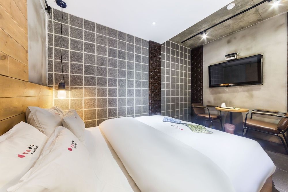 Hotel Yaja Guri Sutaek Standard Room (Check-in: Mon-Thu 6 PM, Fri-Sun 9 PM) 17