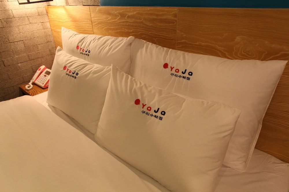 Hotel Yaja Guri Sutaek Standard Room (Check-in: Mon-Thu 6 PM, Fri-Sun 9 PM) 11