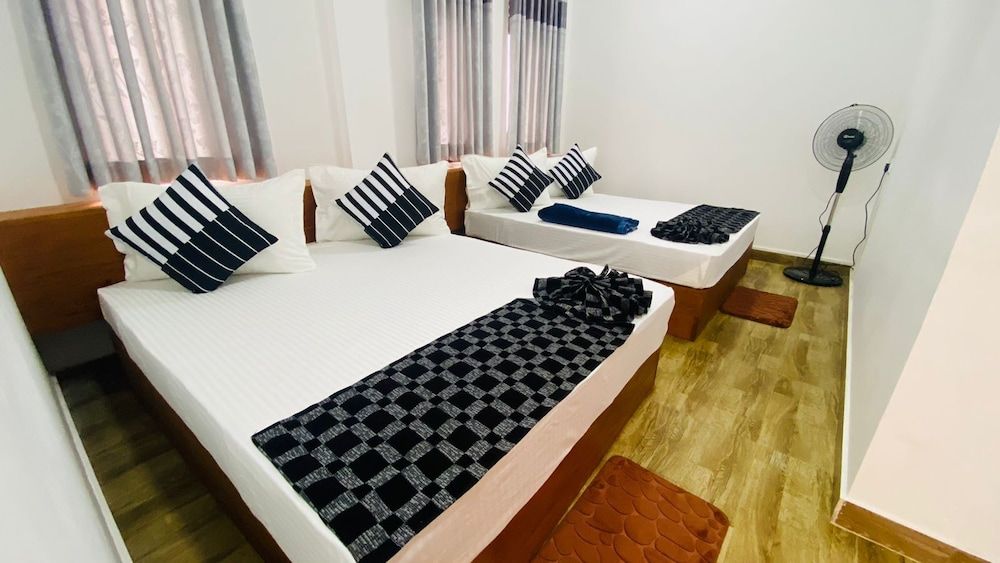 Aloft Grand Hotel Family Room