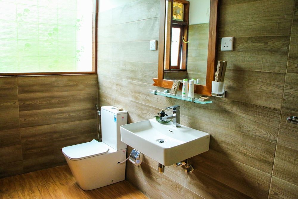 Aloft Grand Hotel Deluxe Chalet 5