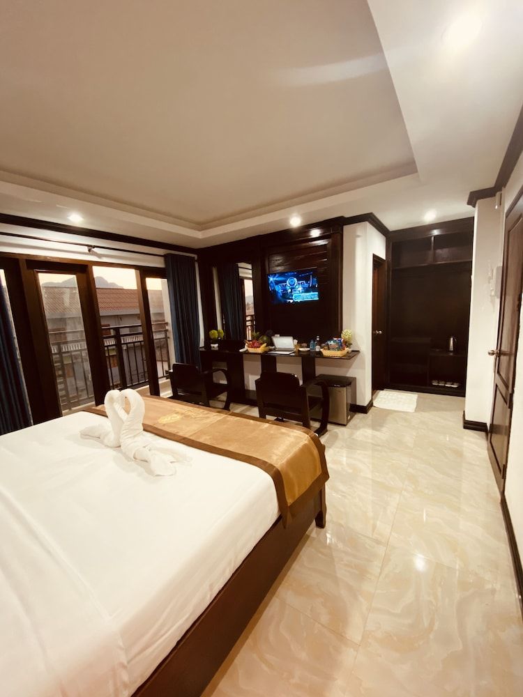 Consiana Vang Vieng Hotel Deluxe Double With Balcony 14