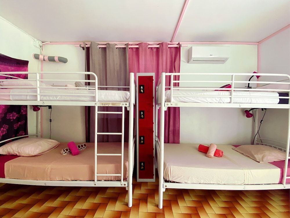 Auberge K-Wan Hostel Design Shared Dormitory