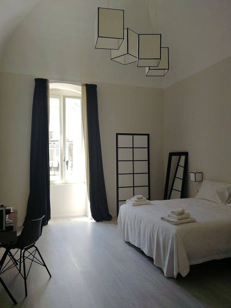 Gatto Bianco Duchessa