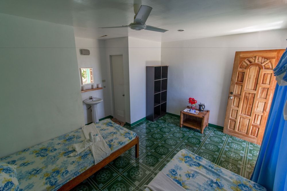 Moonlight Resort Standard Fan Room 18
