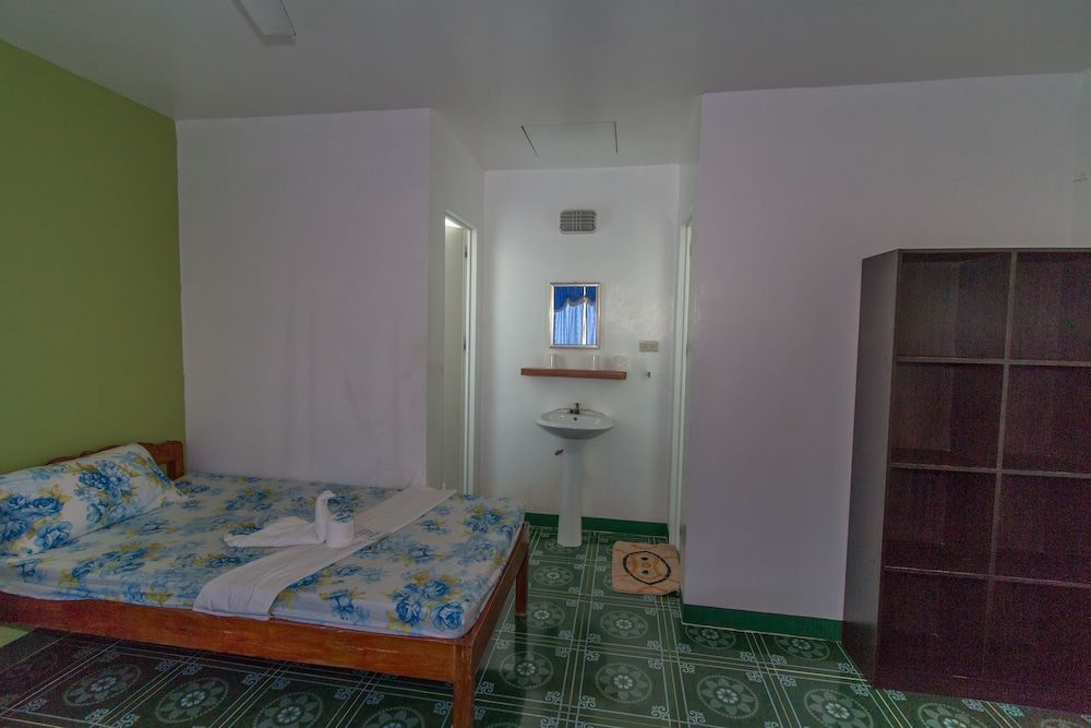 Moonlight Resort Standard Fan Room 20