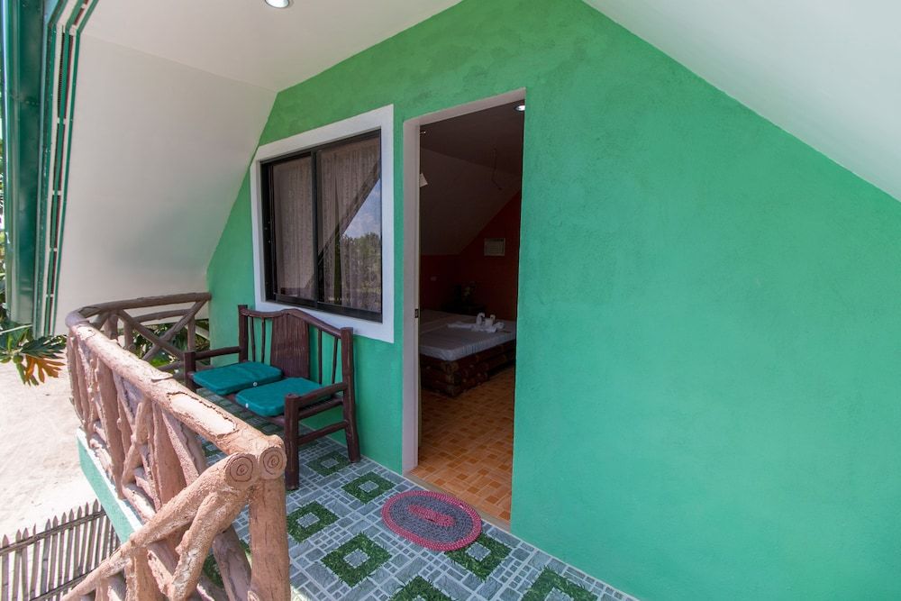 Moonlight Resort Standard Fan Room 16