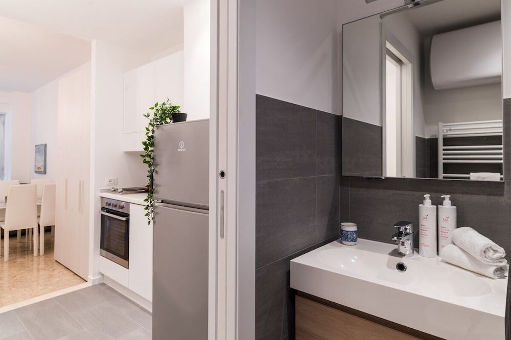 Basic Apartment