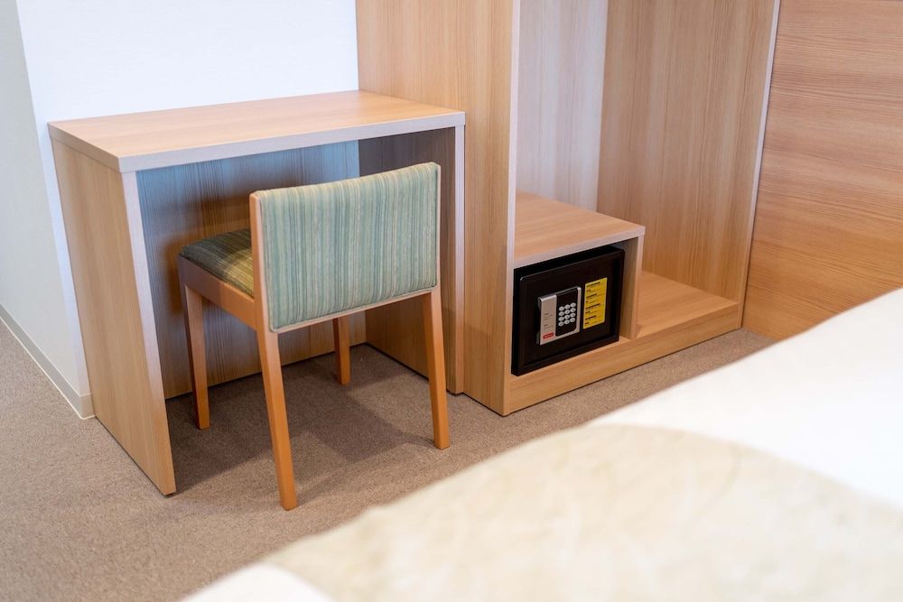 RESI STAY Kyo Ryuvilux Nijo Standard Quad 8