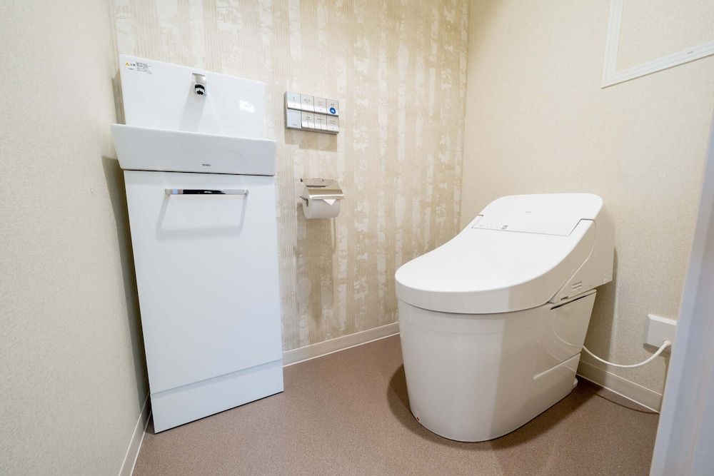 RESI STAY Kyo Ryuvilux Nijo Standard Quad 7