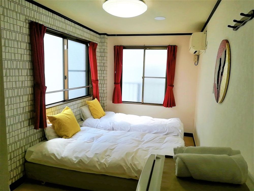 undefined Cote House 3