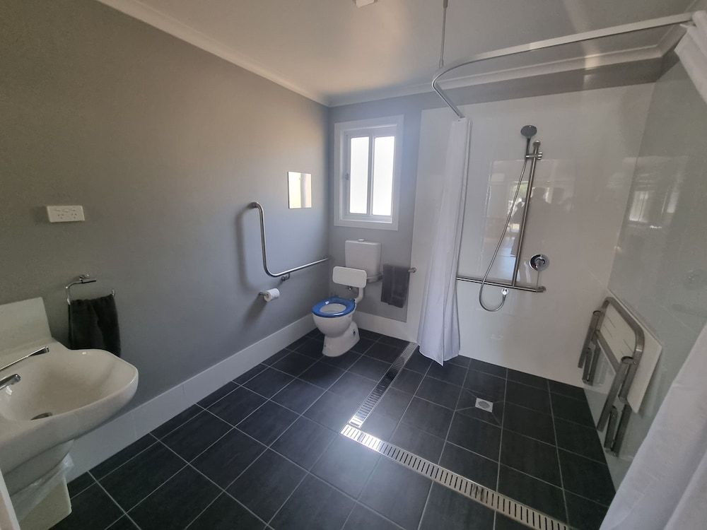 Gulgong Tourist Park Deluxe Villa 3