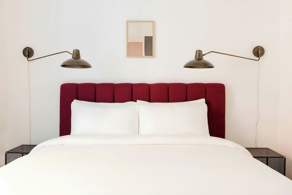 undefined Sonder by Marriott Bonvoy Palazzo Taverna Apartments Piazza Navona 7