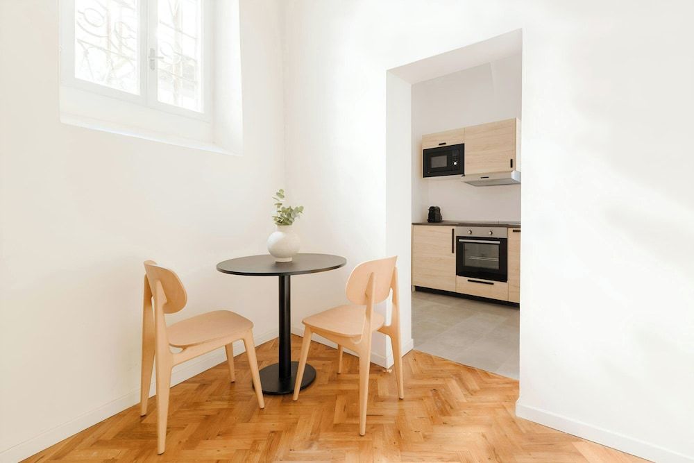 undefined Sonder by Marriott Bonvoy Palazzo Taverna Apartments Piazza Navona 2