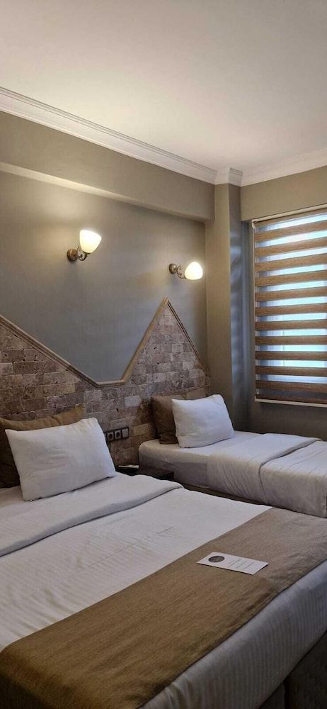 Royal Park Hotel Corlu Deluxe Triple Room 4