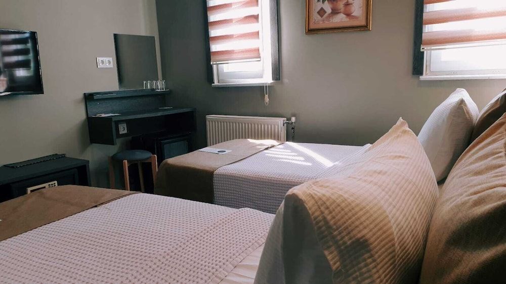 Royal Park Hotel Corlu Deluxe Triple Room 3