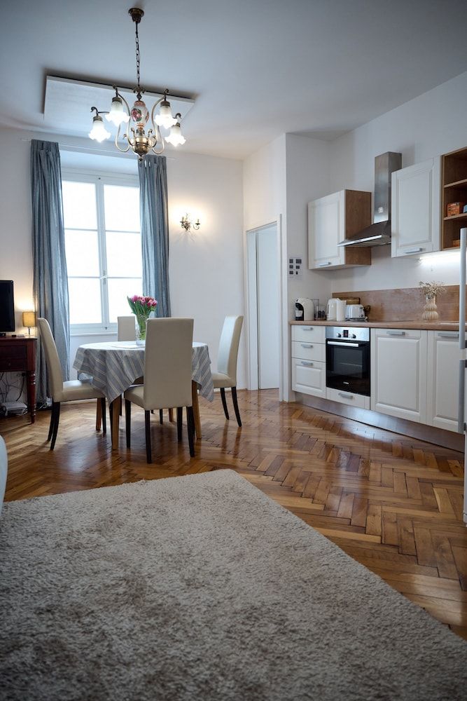 undefined Codelli Deluxe Unique Fresko Apartments 2