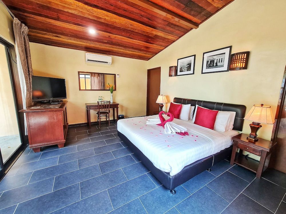 undefined Coconut Beach Villa Langkawi 3