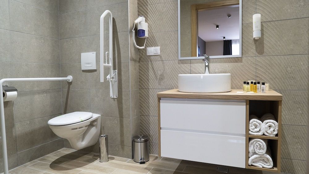 Ha Hotel Mostar Comfort Triple Room 5