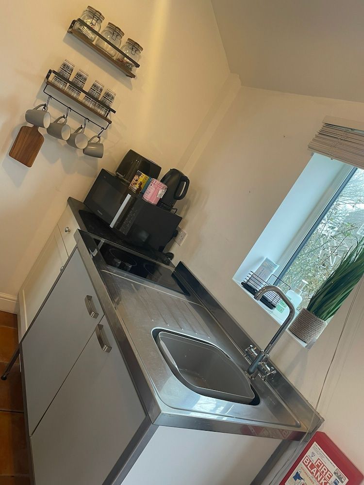 The Bear Inn Cottage 5