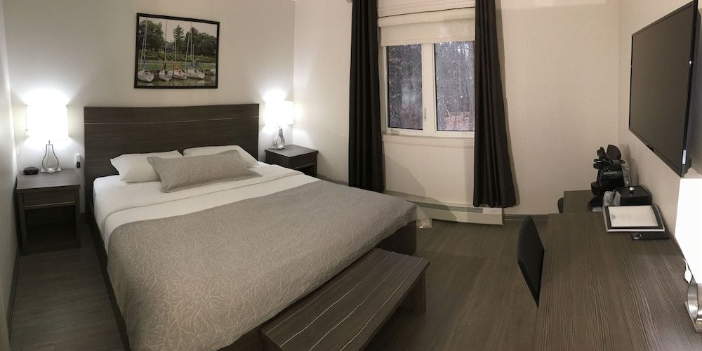 Amber Hotel Standard Room, 1 Queen Bed