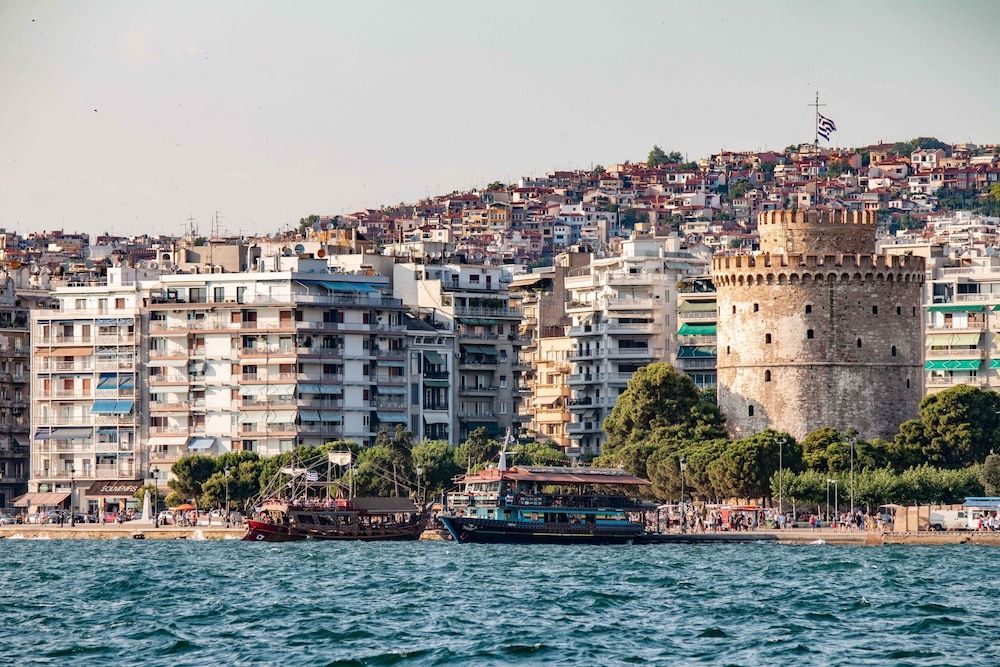 undefined Isabelle Apt by halu! Apartments