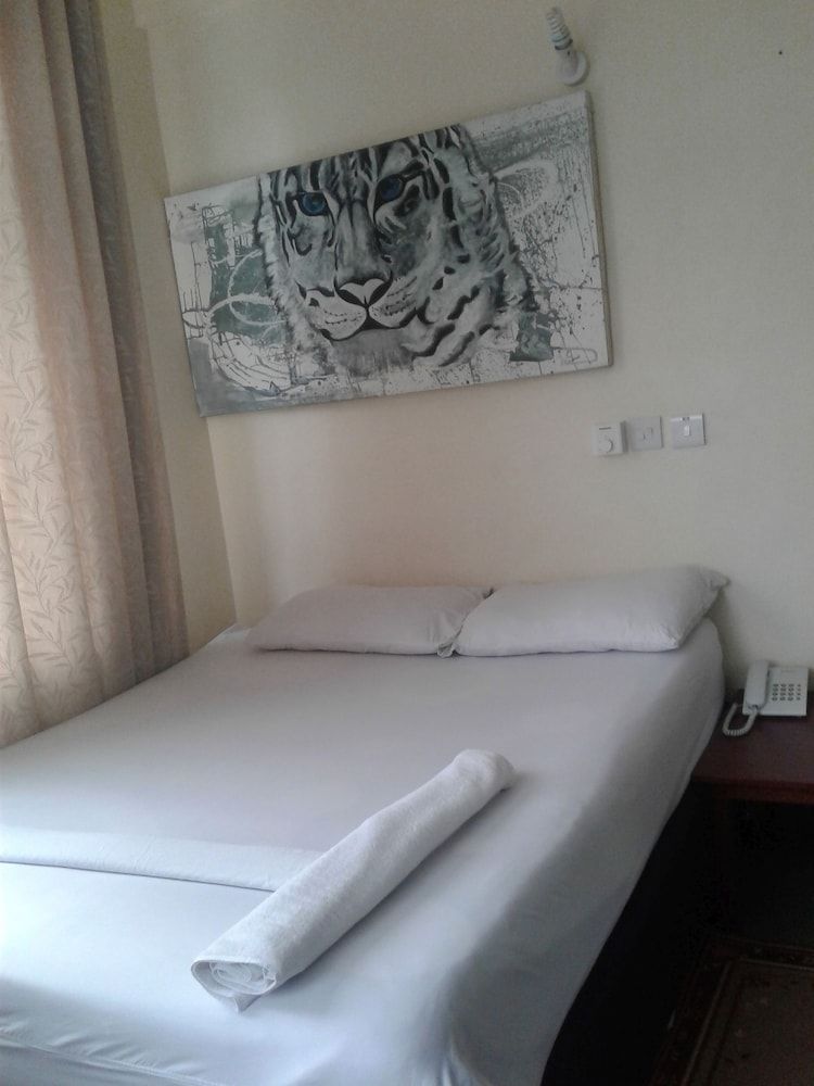 FQ Village Hotel
