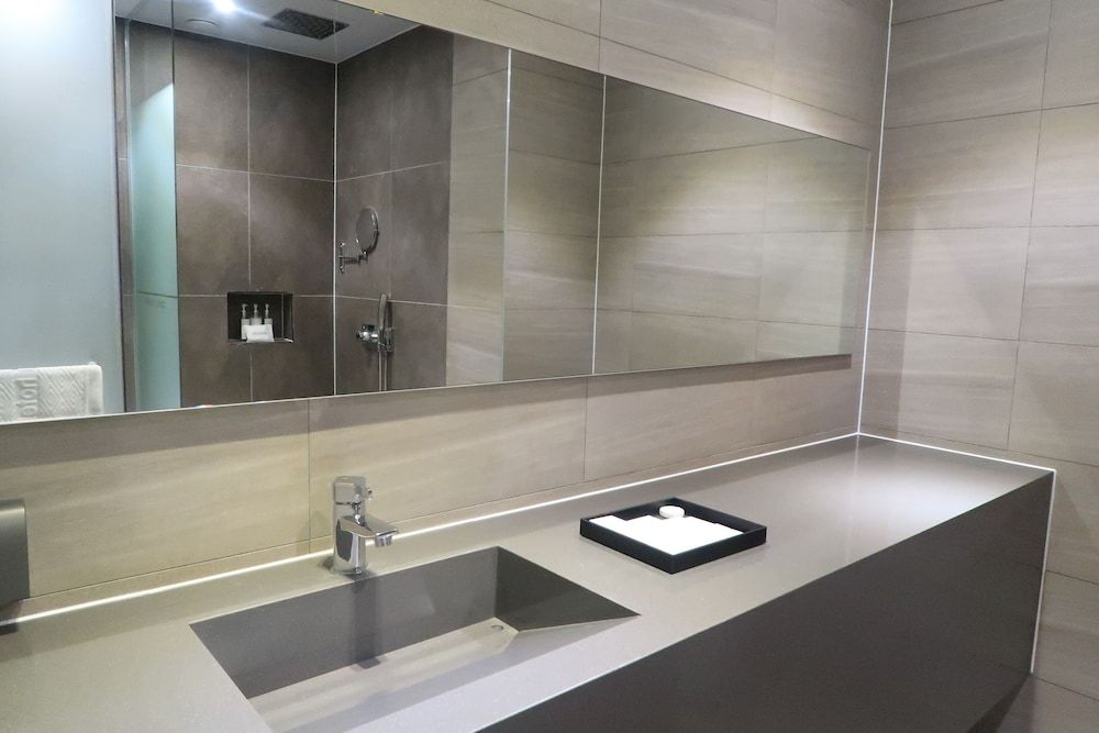 Zam 101 Hotel Standard Room 15