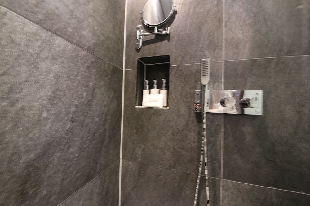 Zam 101 Hotel Standard Room 19